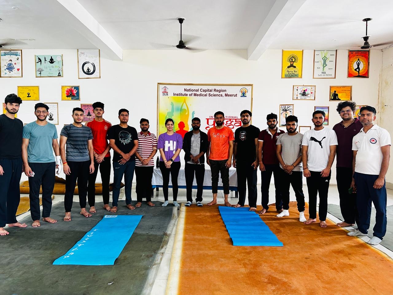 Group photo with NCR Institute of Medical Sciences, Meerut